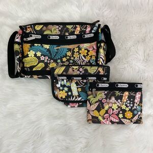 Lesportsac Wahine Hawaii Hula Wahine Wallet & Shoulder Storage Bag Set of 3